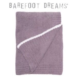 Barefoot Dreams Cozy Chic Contrast Tip Blanket in Driftwood/Pearl